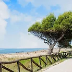 Flat Close To The Sea *